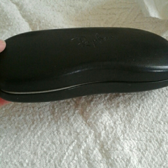 RAY BAN Hard Cover - Picture 4 of 4